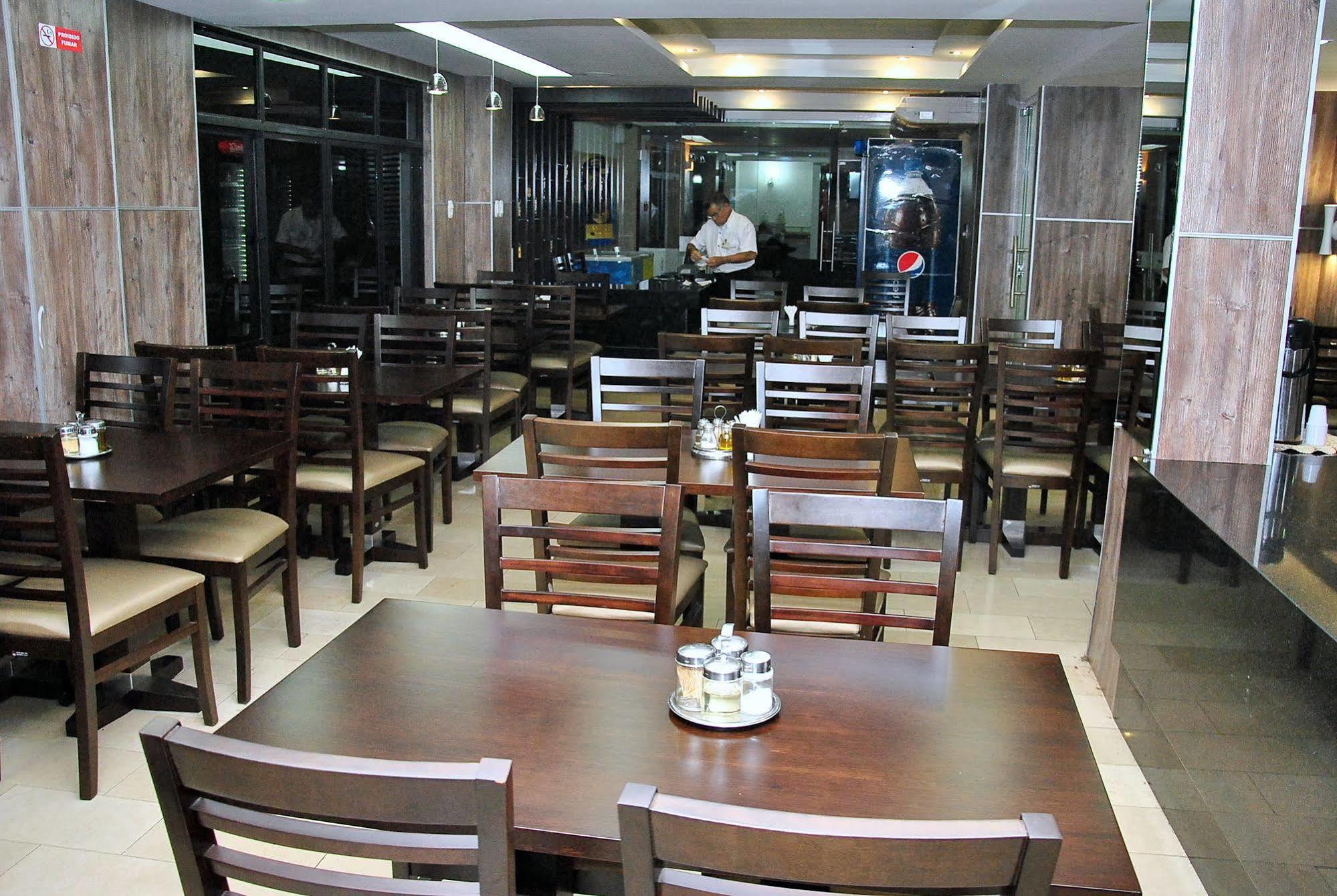 סובראל Hotel Visconde מראה חיצוני תמונה