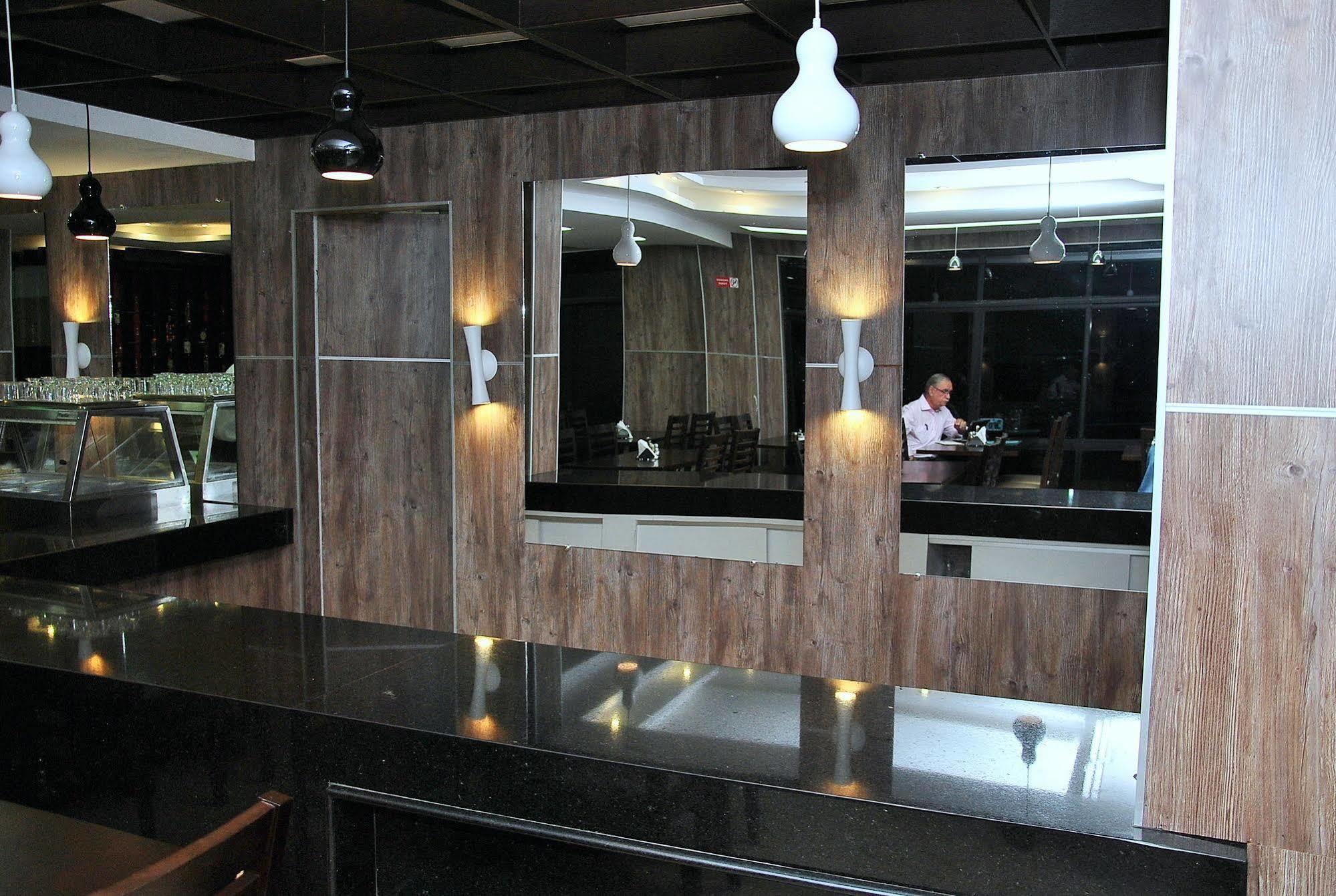 סובראל Hotel Visconde מראה חיצוני תמונה